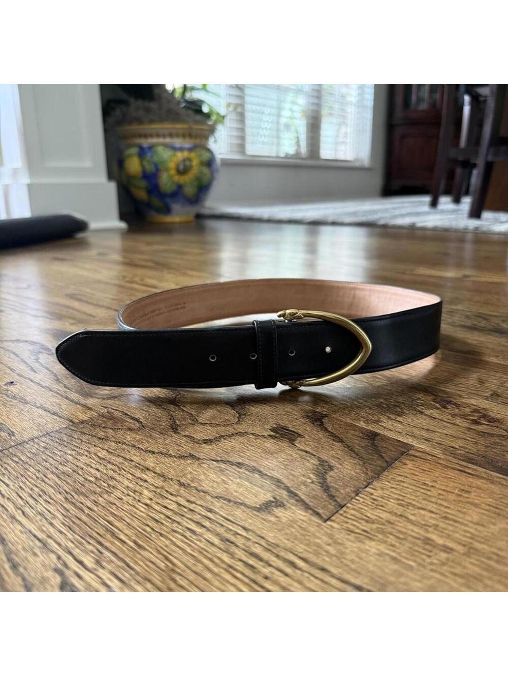 🖤 Vintage Coach Solid Brass Buckle Leather Belt XS
